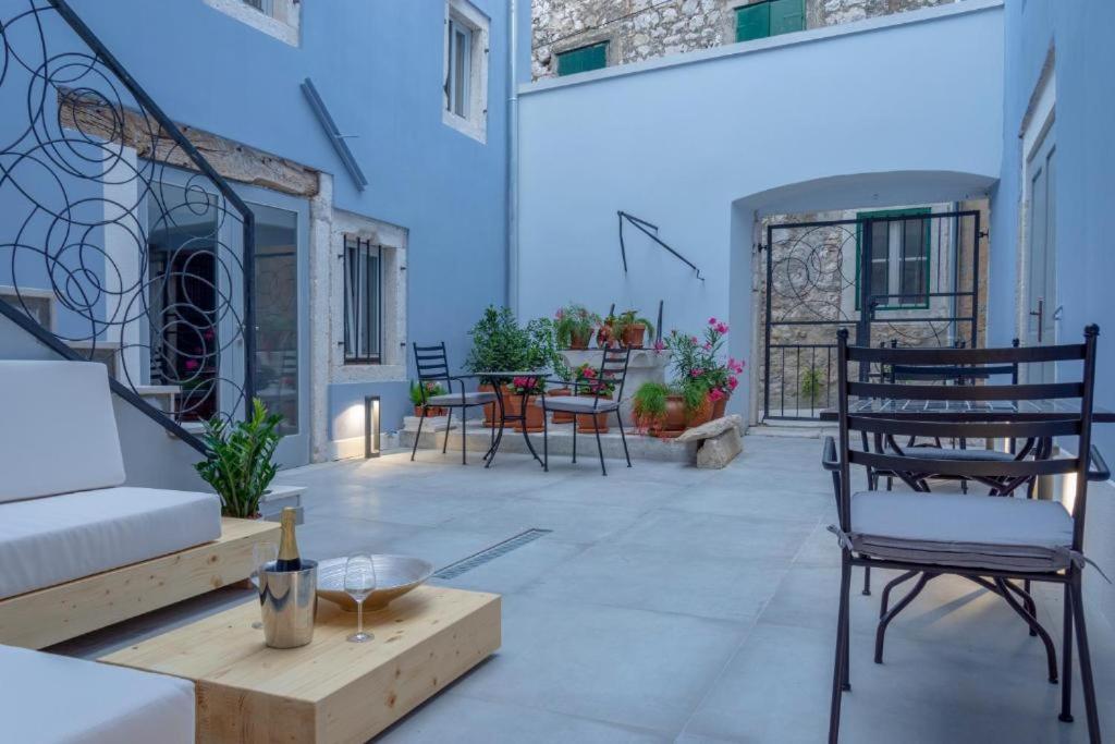 Boutique Rooms Mirabilis Skradin Exterior photo